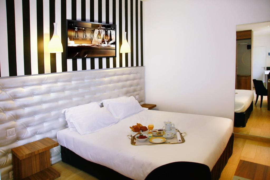 Le Pre Du Moulin - Maison Alonso - Hotel & Restaurant Sérignan-du-Comtat Zimmer foto